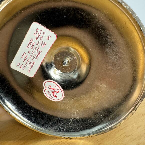 Vintage Glass Salt and Pepper Hanging Grapes Silver Made in Japan A Price Import - Picture 5 of 9